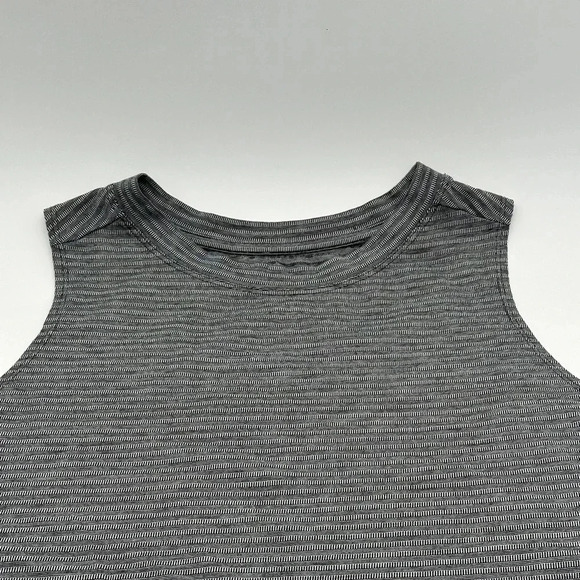 Athletic Works Knit Tank Top Women's XL 16-18 Gray Black Striped Sleeveless - Picture 4 of 8